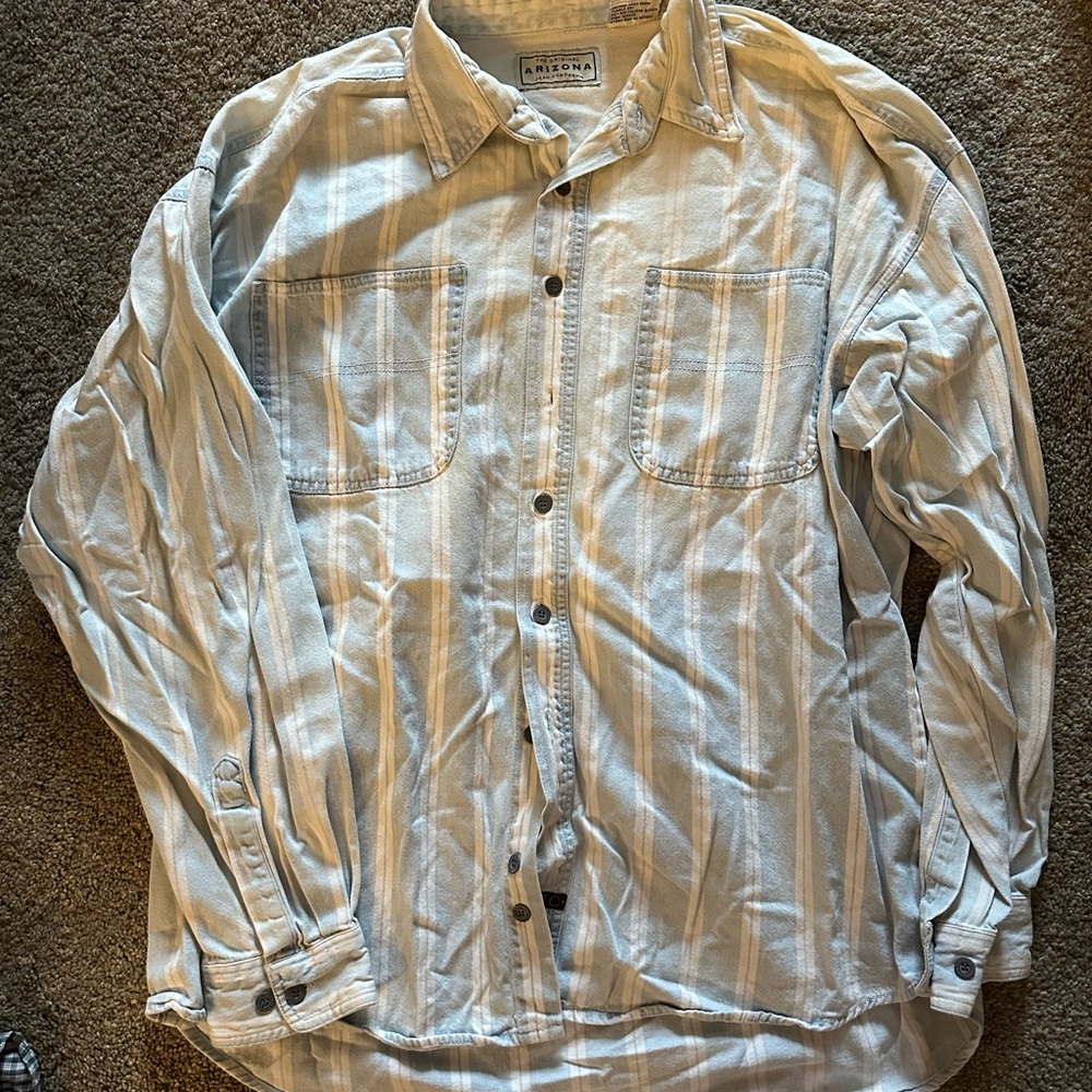 Arizona Jean Company Light Blue Striped Casual Shirt